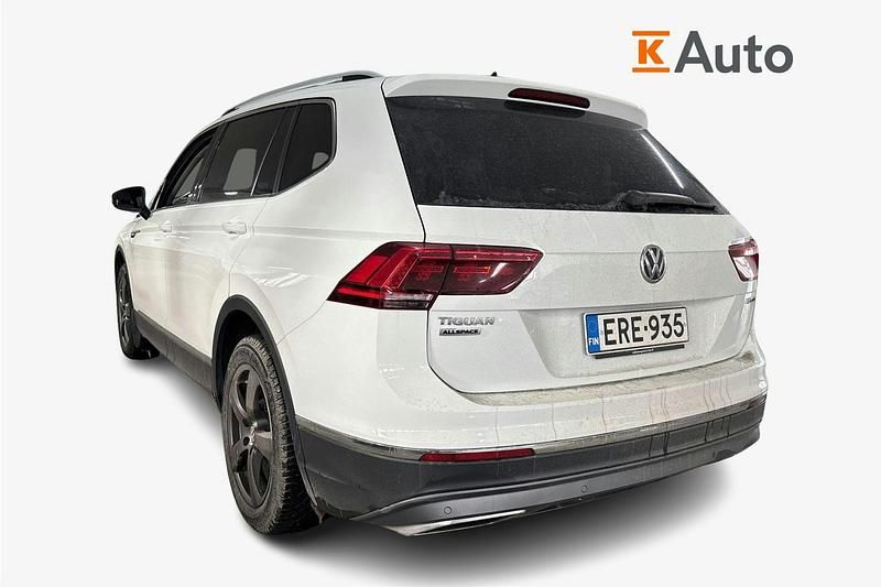 Käytetty VW Tiguan Allspace Highline 188 HP (138 kW) 2019 Valkoinen Katumaasturi