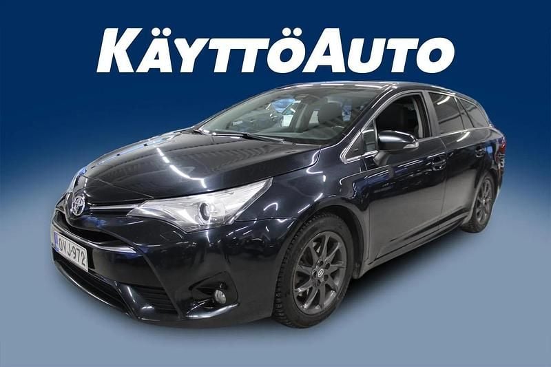 Käytetty Toyota Avensis Business Edition 194 HP (142 kW) 2016 Harmaa Farmari