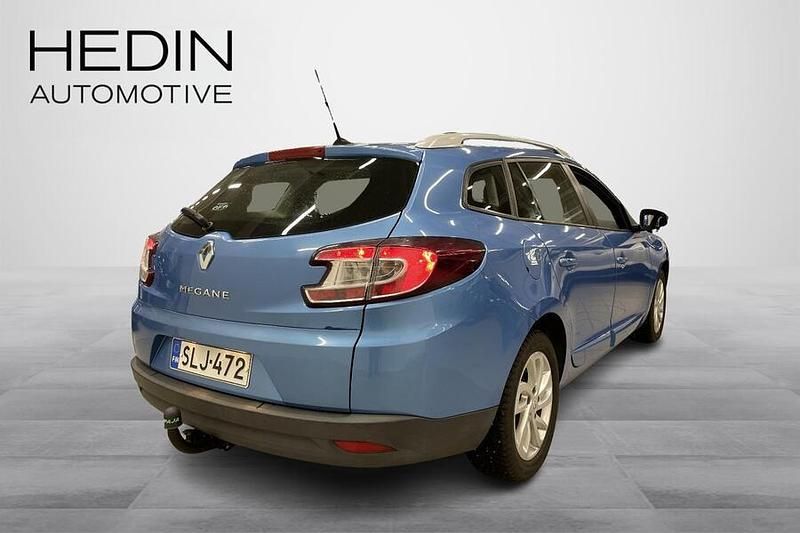 Käytetty Renault Mégane GrandTour Expression 116 HP (85 kW) 2014 Sininen Farmari