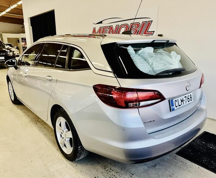 Käytetty Opel Astra Innovation 150 HP (110 kW) 2018 Farmari