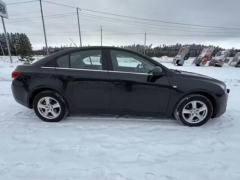 Käytetty Chevrolet Cruze 2010