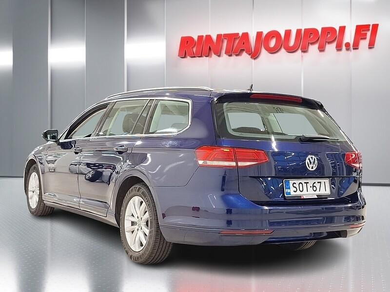 Käytetty VW Passat Comfortline 150 HP (110 kW) 2019 Sininen Farmari