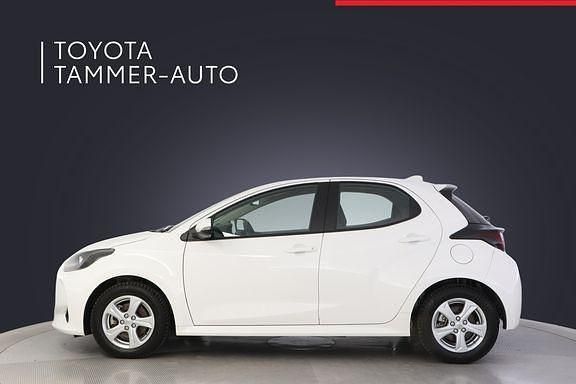 Käytetty Toyota Yaris Business Edition 114 HP (83 kW) 2023 Valkoinen Viistoperä