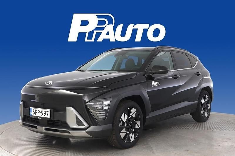 Käytetty Hyundai Kona Edition 129 HP (94 kW) 2025 Musta Katumaasturi