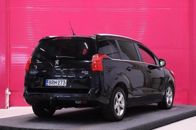 Käytetty Peugeot 5008 Style 114 HP (83 kW) 2014 Katumaasturi