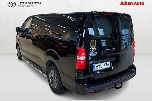 Käytetty Toyota Proace 177 HP (130 kW) 2021 Musta Tila-auto