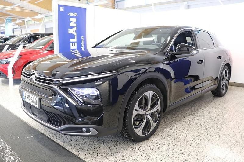 Käytetty Citroën C5 X Business Class 224 HP (164 kW) 2023 Musta Farmari