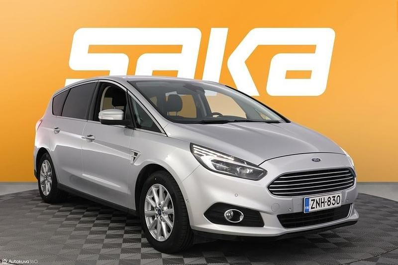 Harmaa Käytetty 2016 Ford S-MAX Titanium Tila-auto | 15 900 € - Kuva 1/3