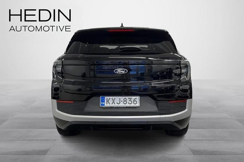 Käytetty Ford Explorer Extended Range 250 kW (340 HP) 2025 Musta Katumaasturi