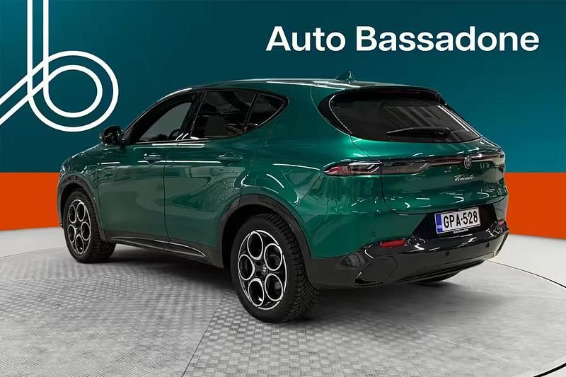 Käytetty Alfa Romeo Tonale Edizione Speciale 131 HP (96 kW) 2024 Katumaasturi