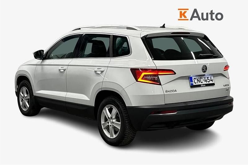 Käytetty Skoda Karoq Style 150 HP (110 kW) 2019 Valkoinen Katumaasturi