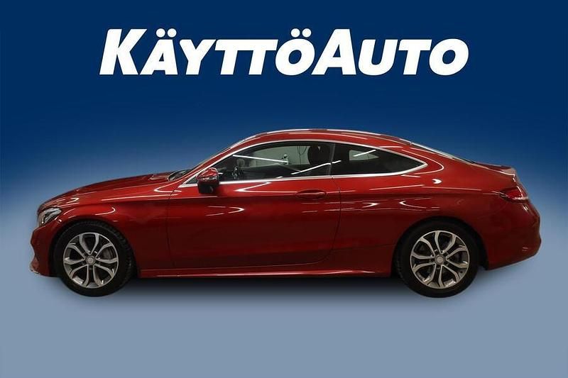 Käytetty Mercedes C220 Business 170 HP (125 kW) 2016 Hyasintinpunainen Coupe - kaksiovinen