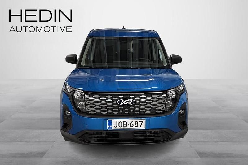 Uusi Ford Tourneo Courier Trend 100 kW (136 HP) 2025 Tila-auto