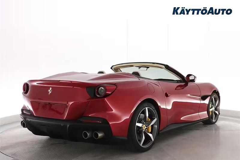 Käytetty Ferrari Portofino 843 HP (620 kW) 2024 Punainen Avoauto