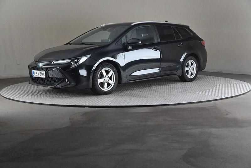 Käytetty 2021 Toyota Corolla Business Edition Farmari | 19 800 € (Perustarjous) - Kuva 1/4