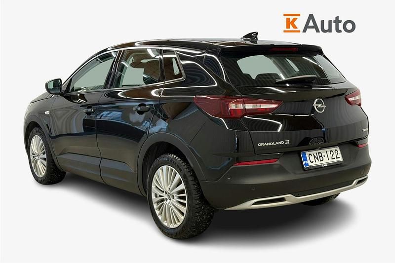 Käytetty Opel Grandland X Innovation 181 HP (133 kW) 2019 Musta Katumaasturi