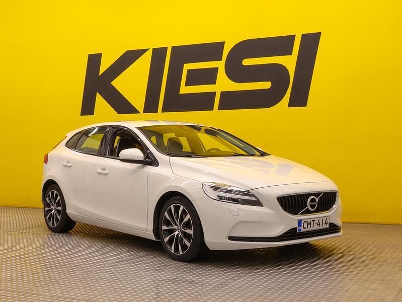 Käytetty 2019 Volvo V40 Business Edition Farmari | 21 270 € (Perustarjous) - Kuva 1/3