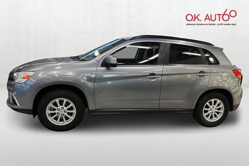 Käytetty Mitsubishi ASX Invite 117 HP (86 kW) 2019 Harmaa Katumaasturi