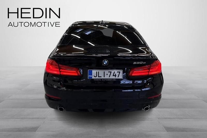 Käytetty BMW 530e 252 HP (185 kW) 2020 Musta Sedan