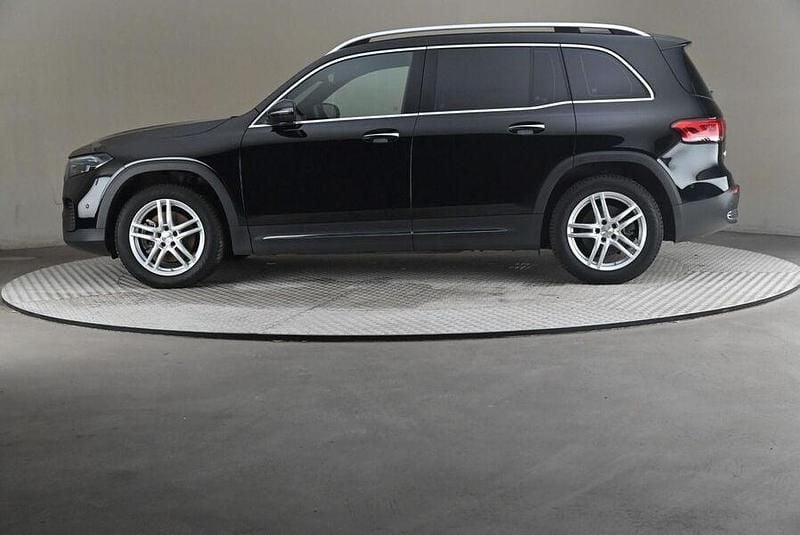 Käytetty Mercedes EQB300 Business 167 kW (228 HP) 2023 Katumaasturi