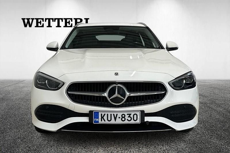 Käytetty Mercedes C300e Business 204 HP (150 kW) 2023 Valkoinen Farmari