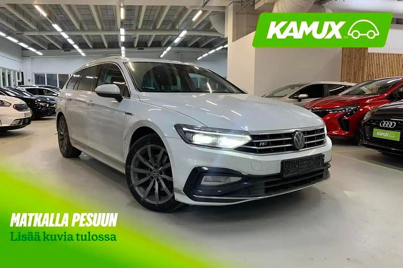 Valkoinen Käytetty 2022 VW Passat Elegance Farmari | 31 900 € - Kuva 1/4