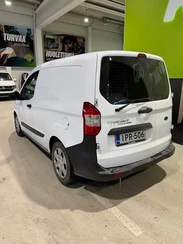 Käytetty Ford Transit Trend 75 HP (55 kW) 2020 Valkoinen Sedan