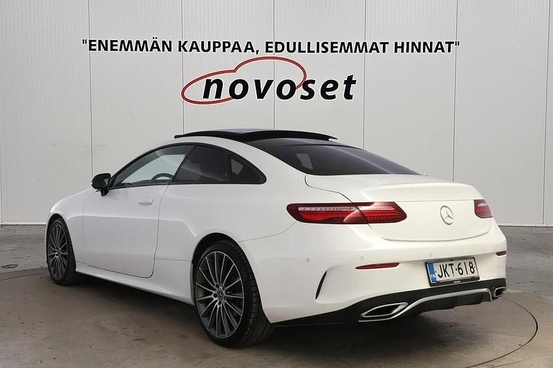 Käytetty Mercedes E220 Style 194 HP (142 kW) 2018 Valkoinen Coupe - kaksiovinen