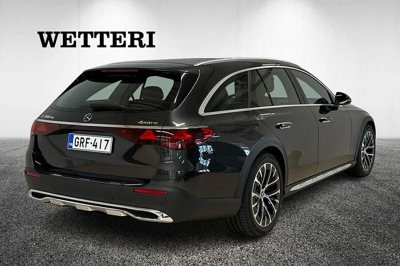 Käytetty Mercedes E300 Business 197 HP (144 kW) 2025 Farmari