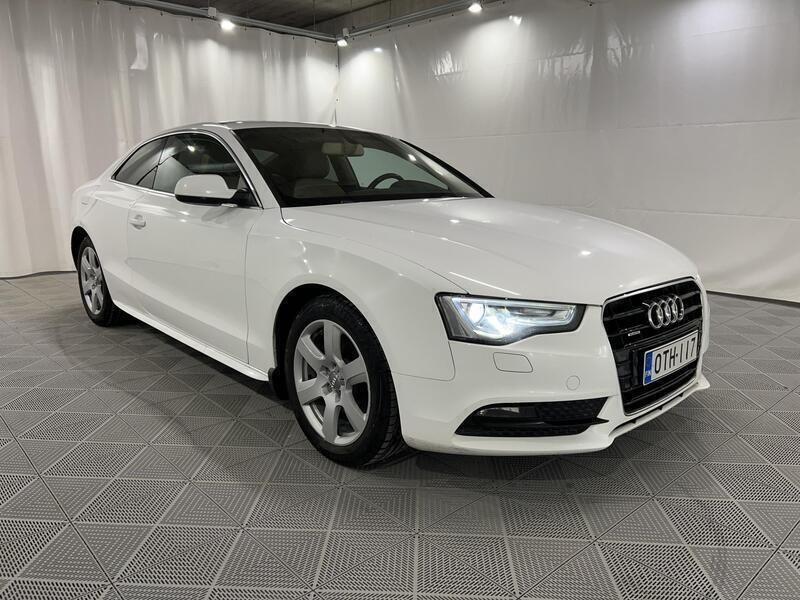 Käytetty 2012 Audi A5 Coupe - kaksiovinen | 15 990 € - Kuva 1/4