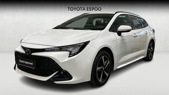Käytetty Toyota Corolla Active 140 HP (102 kW) 2023 Valkoinen Farmari