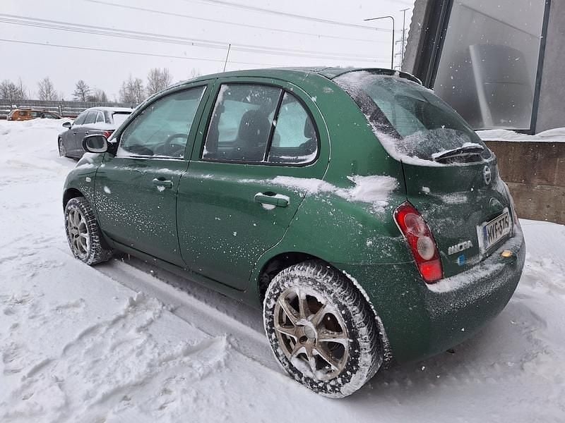 Käytetty Nissan Micra 88 HP (64 kW) 2003 Vihreä Viistoperä