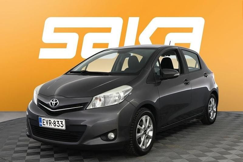 Käytetty Toyota Yaris 99 HP (72 kW) 2012 Viistoperä