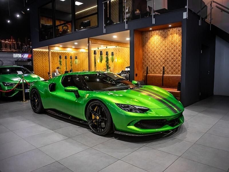 Käytetty Ferrari 296 2024 Vihreä Coupe - kaksiovinen