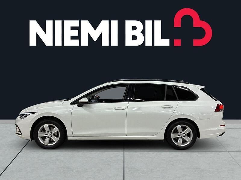 Käytetty VW Golf VIII 150 HP (110 kW) 2022 Farmari