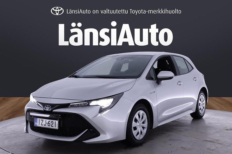Käytetty Toyota Corolla 122 HP (89 kW) 2021 Viistoperä