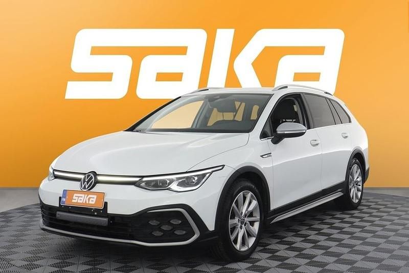 Käytetty VW Golf Alltrack 200 HP (147 kW) 2023 Farmari