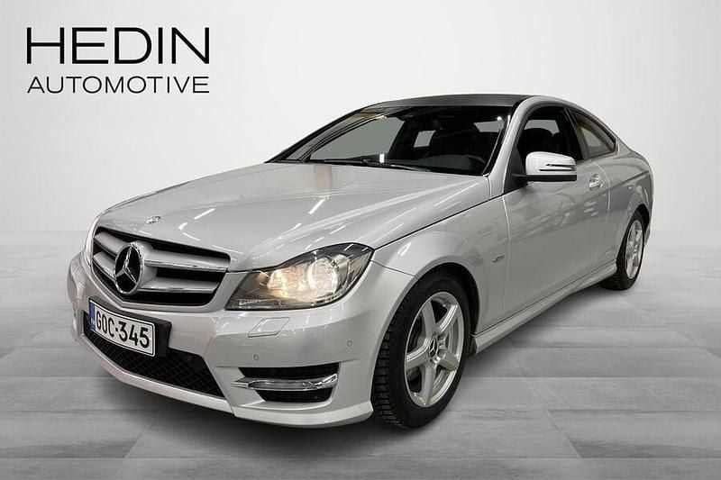 Hopea Käytetty 2011 Mercedes C180 AMG Coupe - kaksiovinen | 14 790 € (Hyvä tarjous) - Kuva 1/4