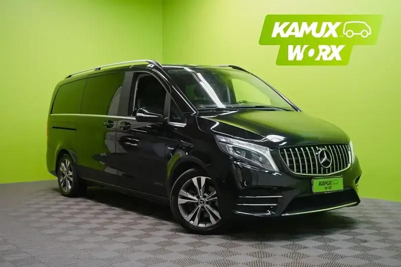 Musta Käytetty 2015 Mercedes V250 Tila-auto | 38 790 € (Hieman kallis) - Kuva 1/4