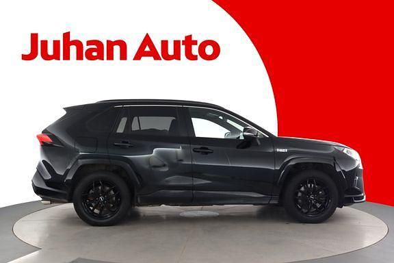 Käytetty Toyota RAV4 302 HP (222 kW) 2021 Musta Katumaasturi