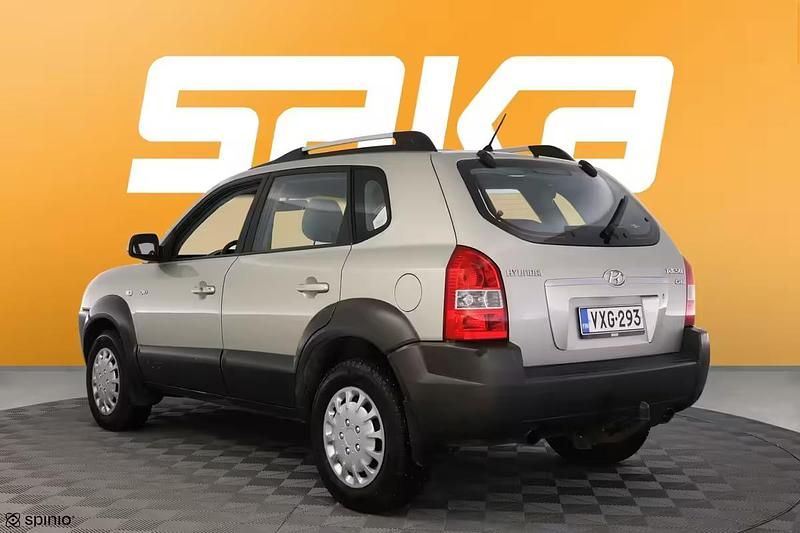 Käytetty Hyundai Tucson GLS 112 HP (82 kW) 2005 Katumaasturi