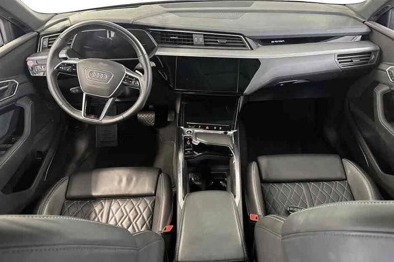Käytetty Audi e-tron S-Line 230 kW (313 HP) 2023 Katumaasturi