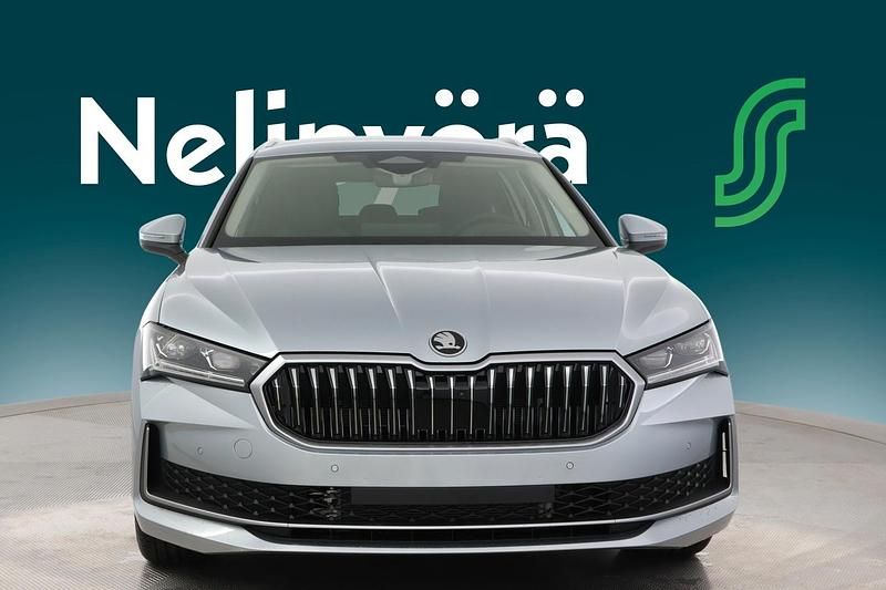 Uusi Skoda Superb Style 2026 Farmari