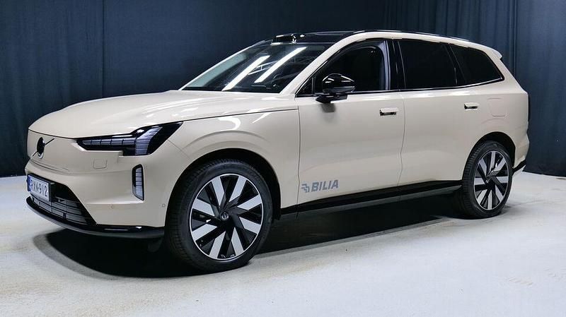 Käytetty Volvo EX90 Performance 380 kW (517 HP) 2025 Katumaasturi
