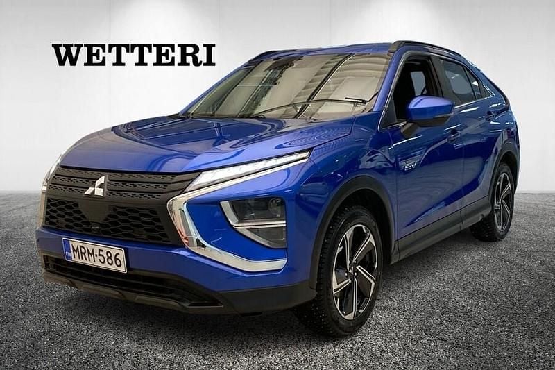 Sininen Käytetty 2021 Mitsubishi Eclipse Cross Invite Katumaasturi | 22 490 € (Perustarjous) - Kuva 1/4