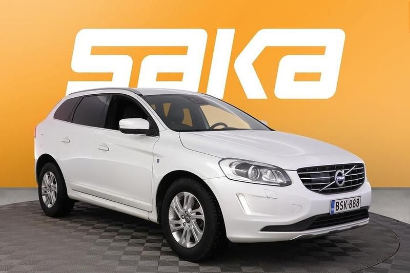Käytetty Volvo XC60 Business Edition 181 HP (133 kW) 2015 Katumaasturi