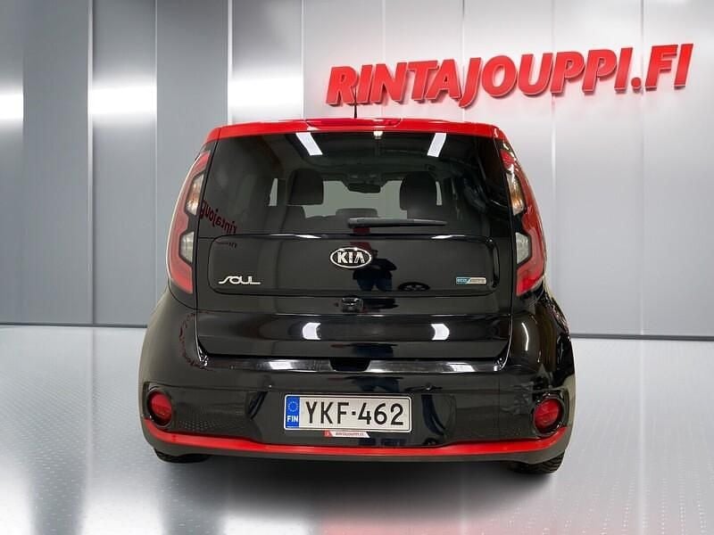 Käytetty Kia Soul 80 kW (110 HP) 2016 Katumaasturi