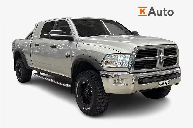 Käytetty Dodge Ram 355 HP (261 kW) 2011 Harmaa Nouto