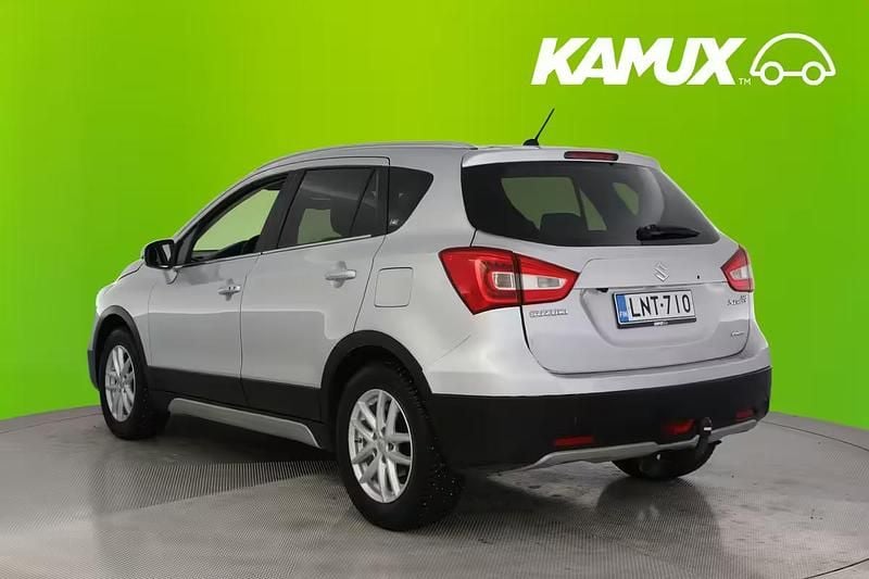 Käytetty Suzuki SX4 GL 111 HP (81 kW) 2017 Hopea / harmaa Sedan