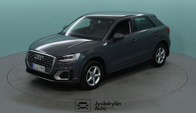 Harmaa Käytetty 2019 Audi Q2 Business Katumaasturi | 22 900 € (Hieman kallis) - Kuva 1/4